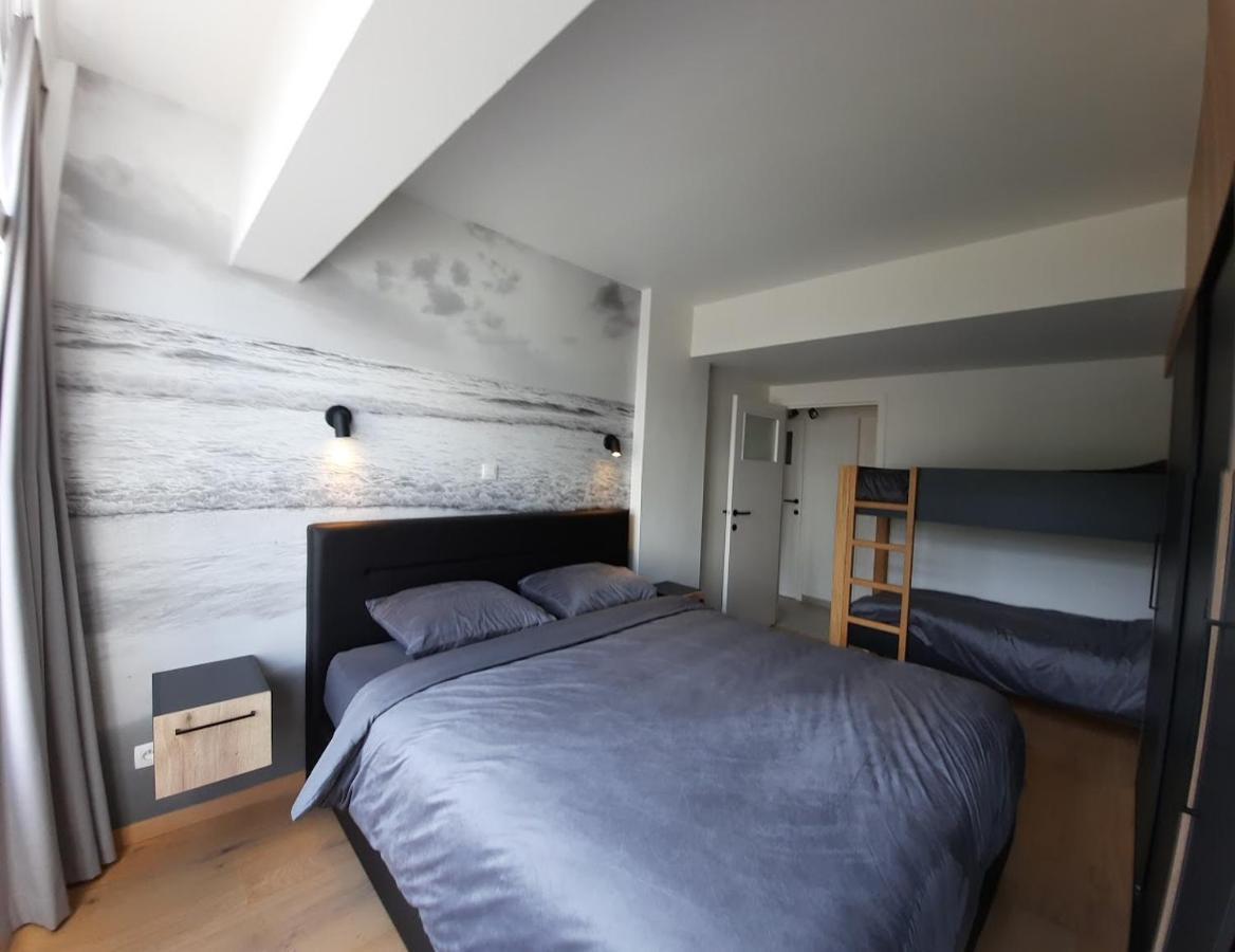 Lichtrijk En Comfortabel Hoekappartement Met Gratis Parking En Zeer Gelegen - Comme Chez Soi Oostende
